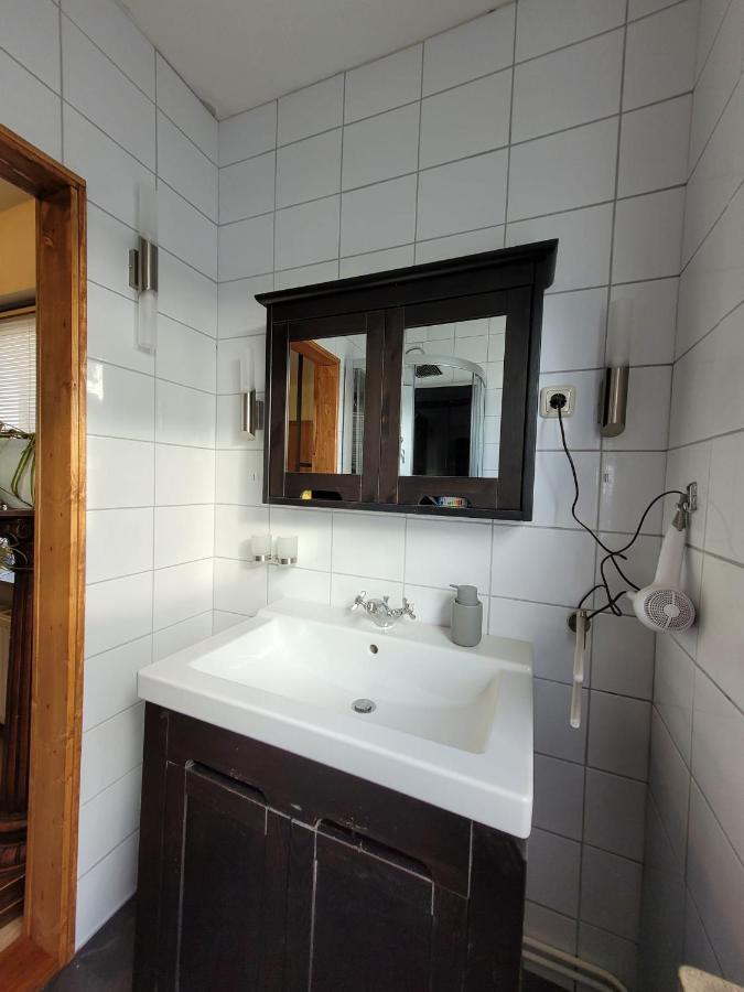 La Petite Gloire Bed & Breakfast Pogum Dış mekan fotoğraf